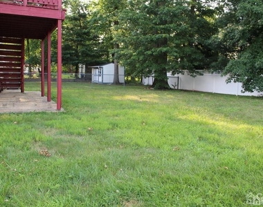 218 Nicholson Avenue - Photo Thumbnail 37