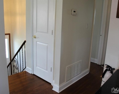 218 Nicholson Avenue - Photo Thumbnail 34