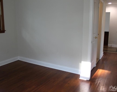 218 Nicholson Avenue - Photo Thumbnail 15