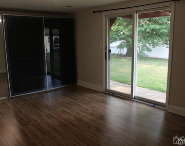 218 Nicholson Avenue - Photo Thumbnail 26
