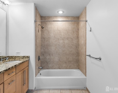 20 Livingston Avenue - Photo Thumbnail 29
