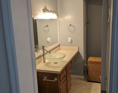 164 Ashley Drive - Photo Thumbnail 14