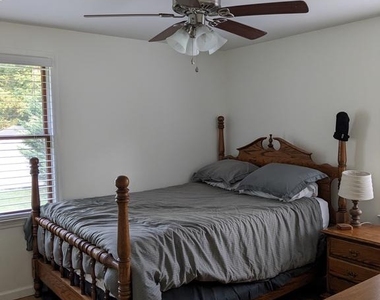 164 Ashley Drive - Photo Thumbnail 10