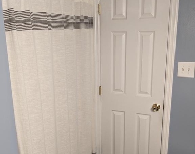 164 Ashley Drive - Photo Thumbnail 15