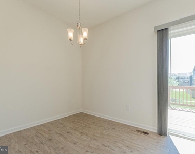 172 Drexel Court - Photo Thumbnail 23