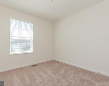 172 Drexel Court - Photo Thumbnail 43