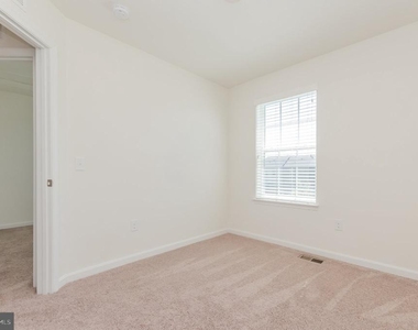 172 Drexel Court - Photo Thumbnail 44