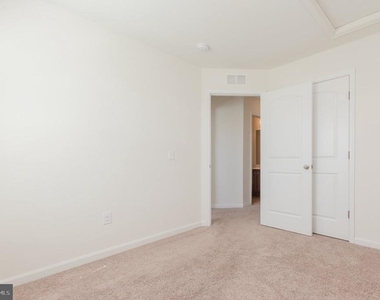 172 Drexel Court - Photo Thumbnail 41