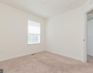 172 Drexel Court - Photo Thumbnail 42