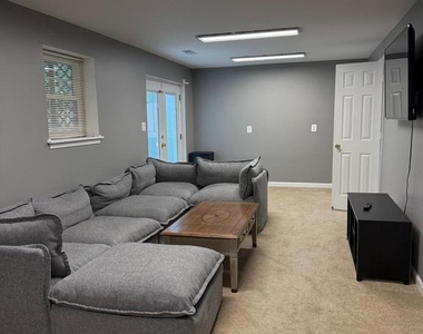 36 Dorothy Lane - Photo Thumbnail 5