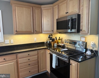 36 Dorothy Lane - Photo Thumbnail 14