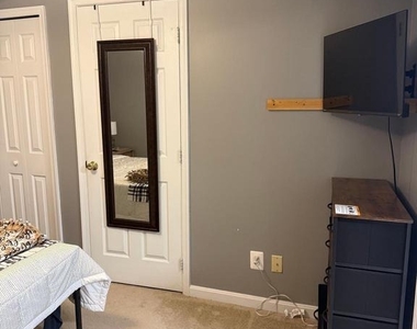 36 Dorothy Lane - Photo Thumbnail 3