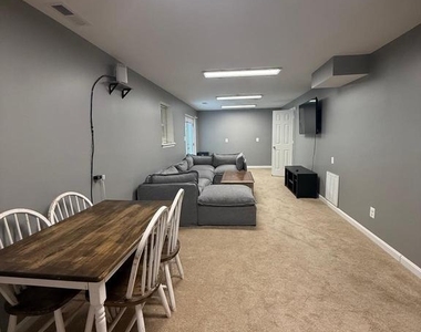 36 Dorothy Lane - Photo Thumbnail 7