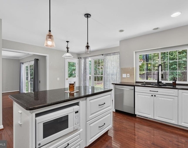 3569 Eskew Court - Photo Thumbnail 8