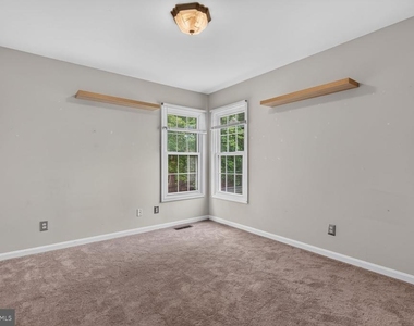 3569 Eskew Court - Photo Thumbnail 32