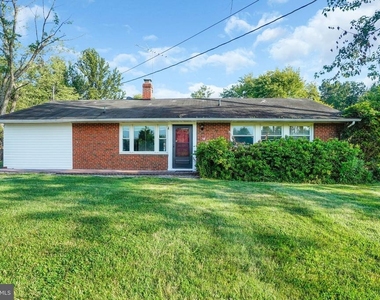 13209 Thornton Drive - Photo Thumbnail 24