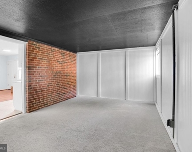 13209 Thornton Drive - Photo Thumbnail 18