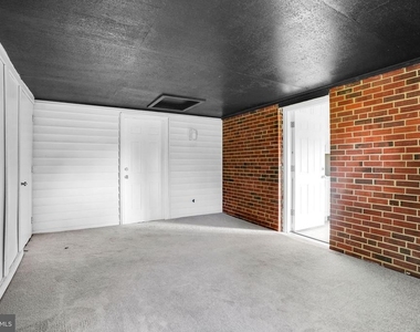 13209 Thornton Drive - Photo Thumbnail 19