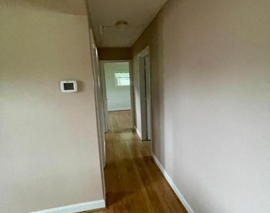 14606 Bristow Road - Photo Thumbnail 5