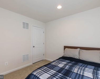 9065 Connor House Road - Photo Thumbnail 11