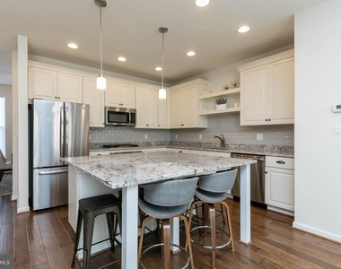 9065 Connor House Road - Photo Thumbnail 5