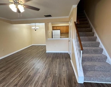 10465 Dylan Place - Photo Thumbnail 3
