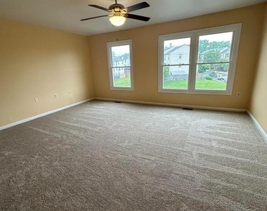 10465 Dylan Place - Photo Thumbnail 15