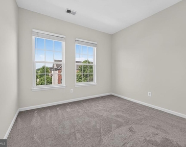 2293 Merseyside Drive - Photo Thumbnail 23