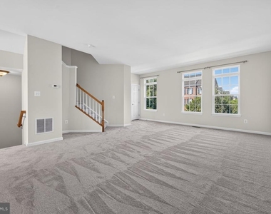 2293 Merseyside Drive - Photo Thumbnail 12