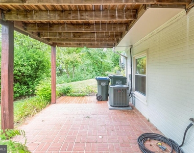 5335 Lake Cove Court - Photo Thumbnail 27