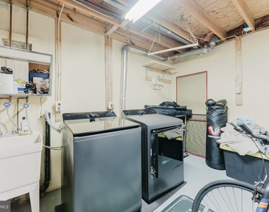 8001 Bethelen Woods Lane - Photo Thumbnail 18