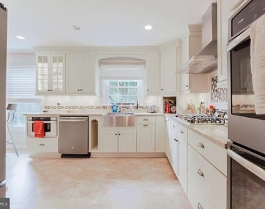 8001 Bethelen Woods Lane - Photo Thumbnail 1