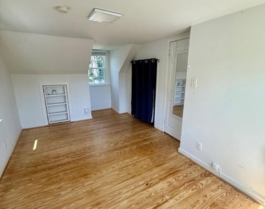 2903 Oak Knoll Drive - Photo Thumbnail 21