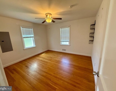 2903 Oak Knoll Drive - Photo Thumbnail 13