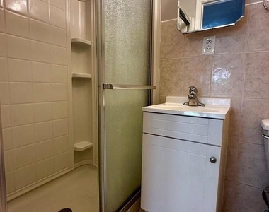 6504 Brookleigh Way - Photo Thumbnail 17