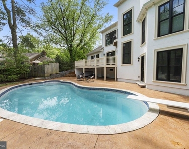 5844 Bermuda Court - Photo Thumbnail 40