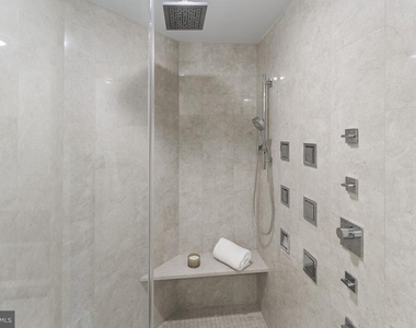 5844 Bermuda Court - Photo Thumbnail 21