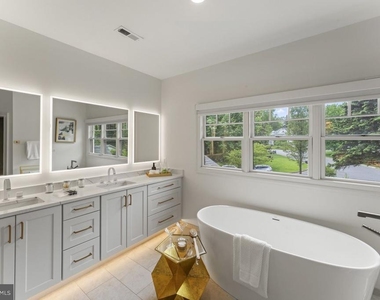 5844 Bermuda Court - Photo Thumbnail 33