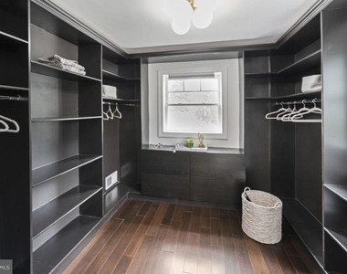 5844 Bermuda Court - Photo Thumbnail 18