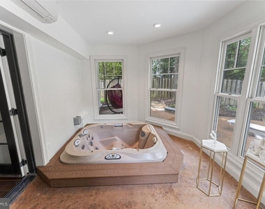 5844 Bermuda Court - Photo Thumbnail 26