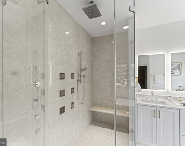 5844 Bermuda Court - Photo Thumbnail 34