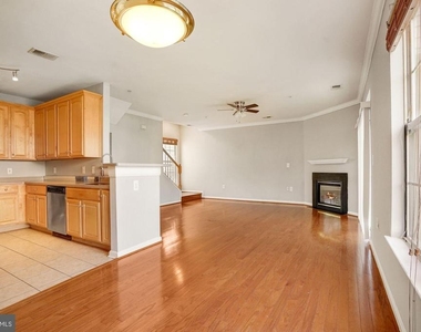 13038 Cabin Creek Road - Photo Thumbnail 8