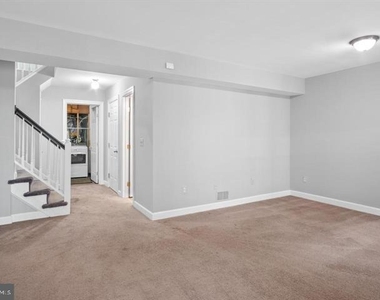7439 Heatherfield Lane - Photo Thumbnail 26