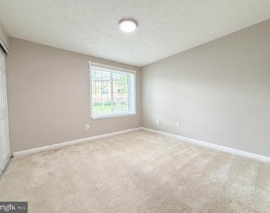 8382 Brockham Drive - Photo Thumbnail 19