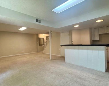 5726 Oak Fern Court - Photo Thumbnail 19