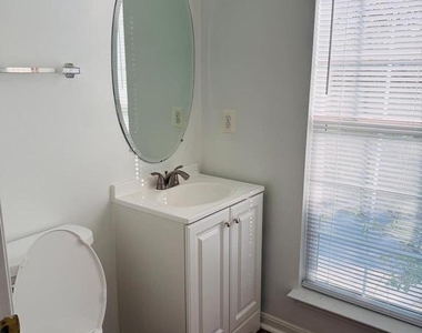 2503 Wheat Meadow Court - Photo Thumbnail 4