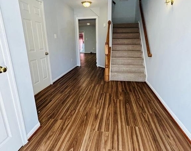 2503 Wheat Meadow Court - Photo Thumbnail 23