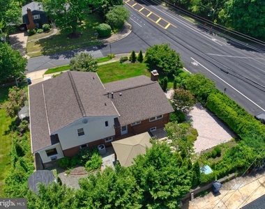 6824 Felix Street - Photo Thumbnail 40
