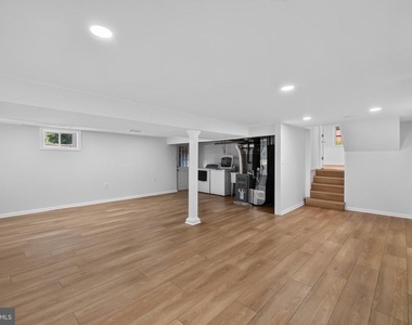 6824 Felix Street - Photo Thumbnail 23