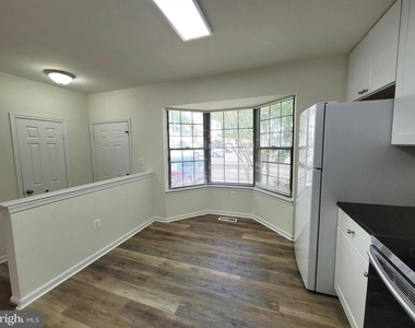 13689 Wildflower Lane - Photo Thumbnail 3